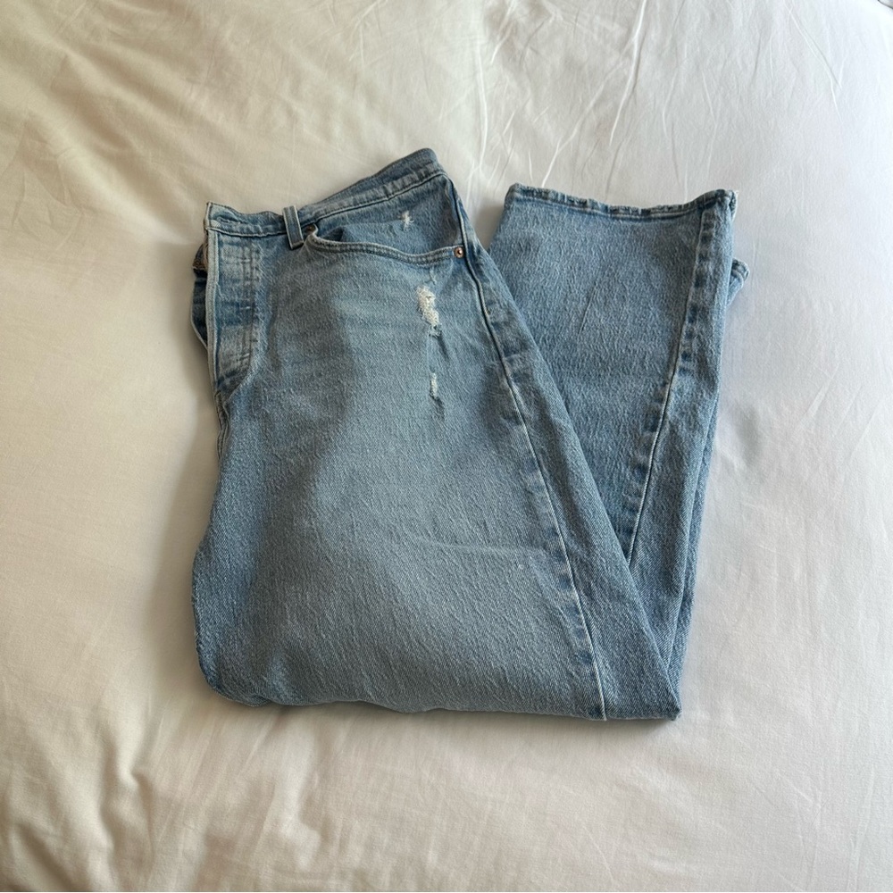 Levi’s Ribcage Straight Ankle Jeans